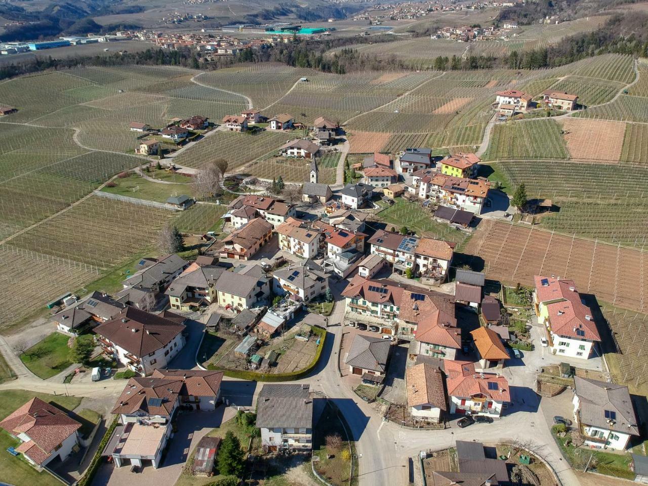 Agritur Piccolo Fiore B&B Taio Exterior photo